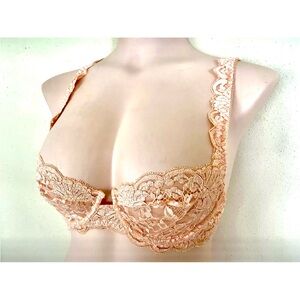 La Perla NWT Size 4 Peach GOLD LABEL Balconette Lace Bra. Exquisite!